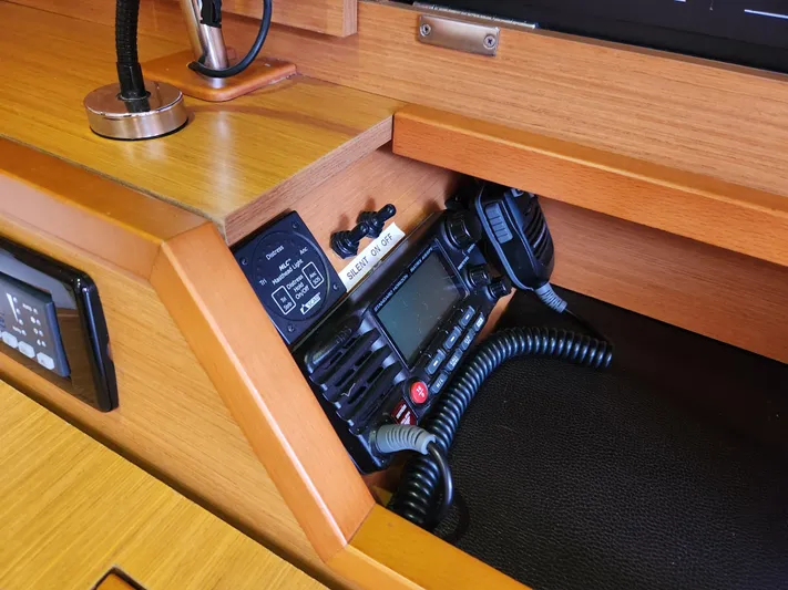 Air 2 Air Yacht Photos Pics 