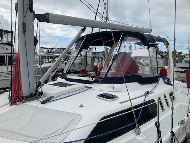 1999 Hunter Passage 450