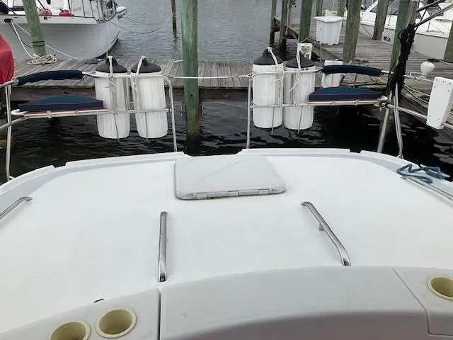 Truly Yacht Photos Pics 