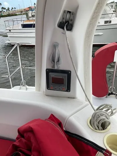 Truly Yacht Photos Pics 