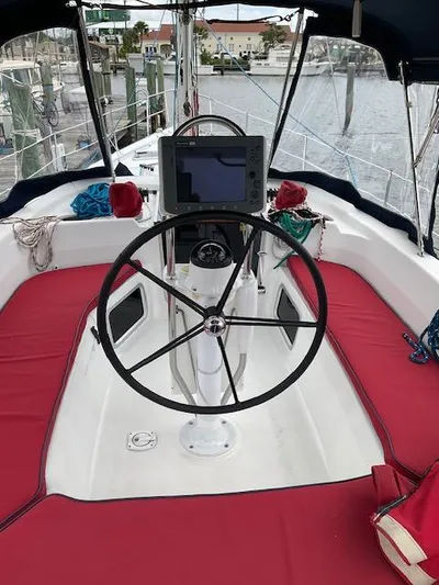 Truly Yacht Photos Pics Helm w/custom wheel IMG_0192.jpg