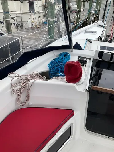 Truly Yacht Photos Pics 