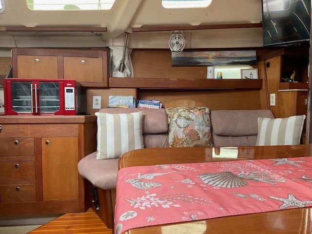 1999 Hunter Passage 450