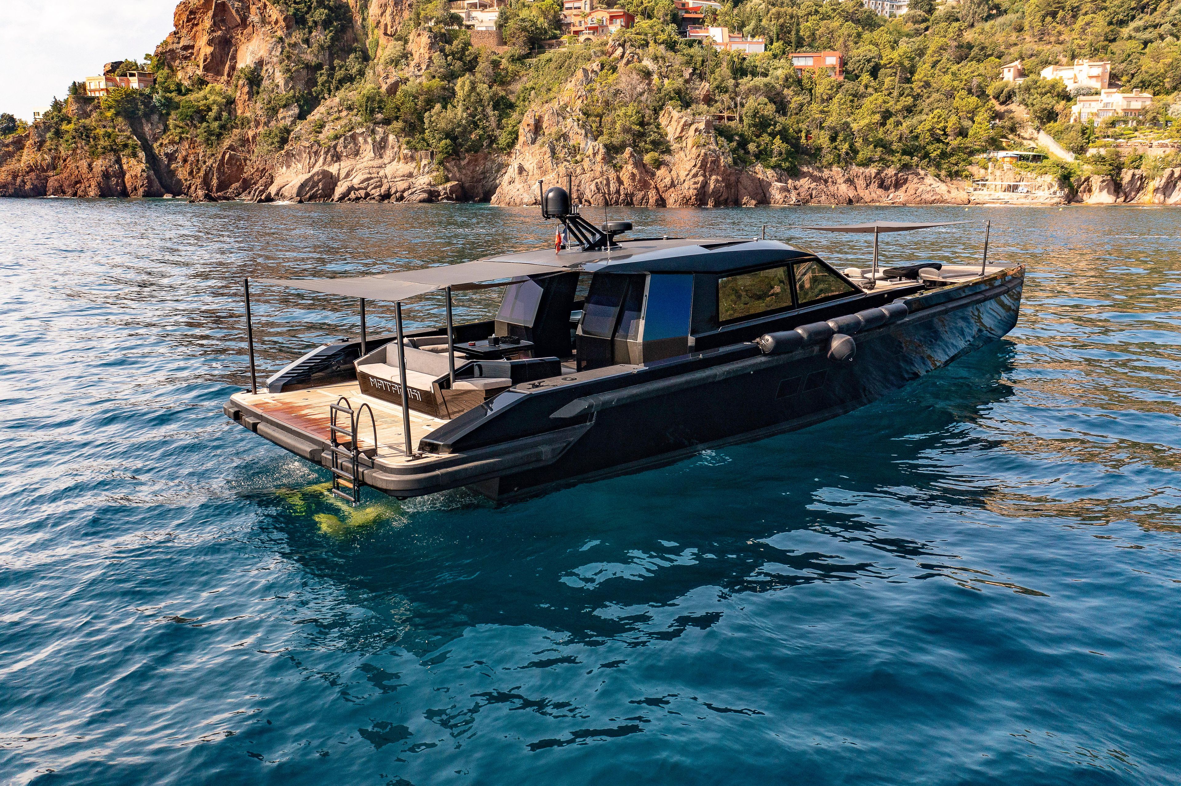 Yacht