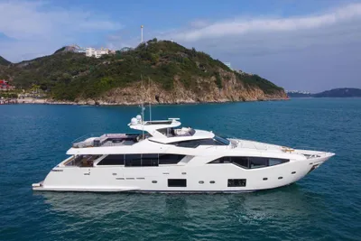 Custom Line 108