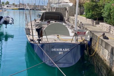 Yacht