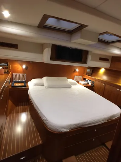 4849 Yacht Photos Pics 