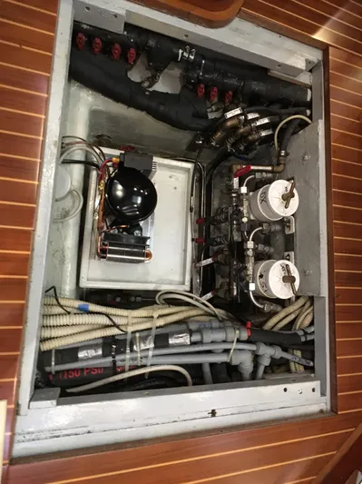 4849 Yacht Photos Pics 