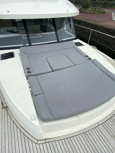  Yacht Photos Pics 2023 Beneteau Swift Trawler 41 Fly with spacious sunbathing deck and modern design.