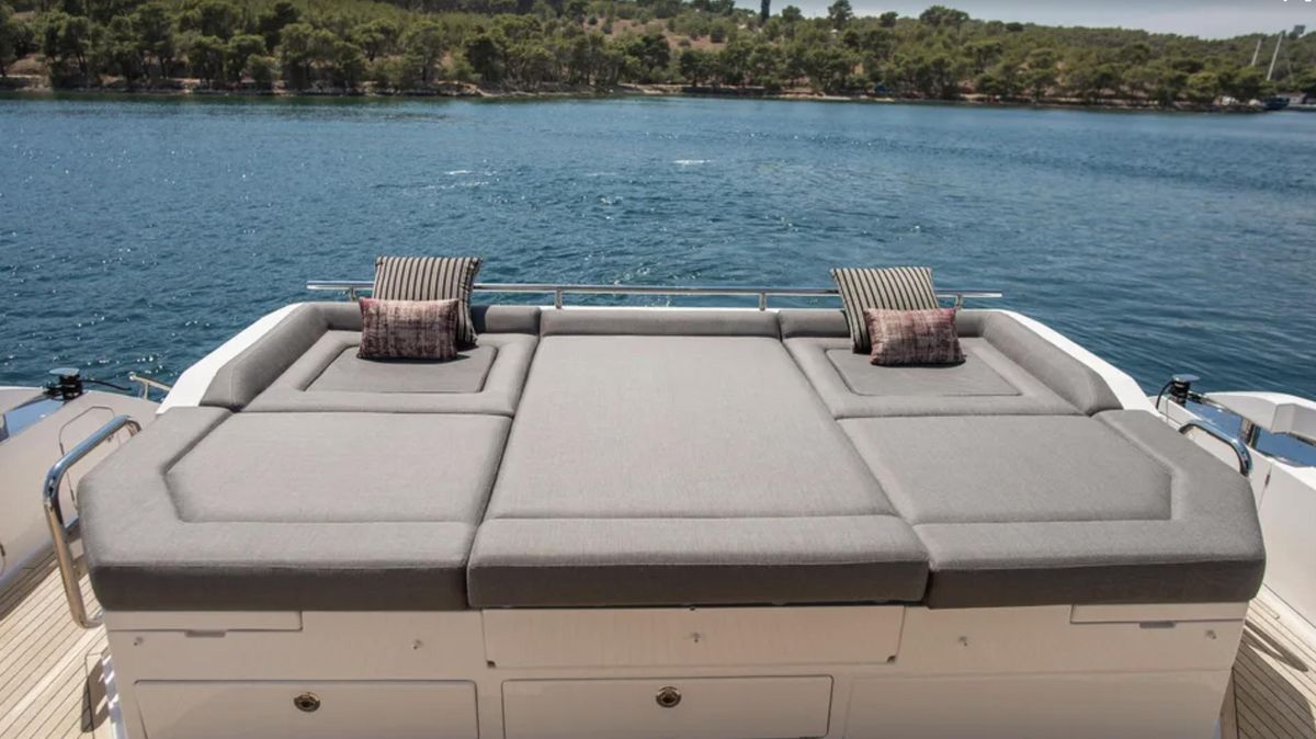 2018 Azimut 70 