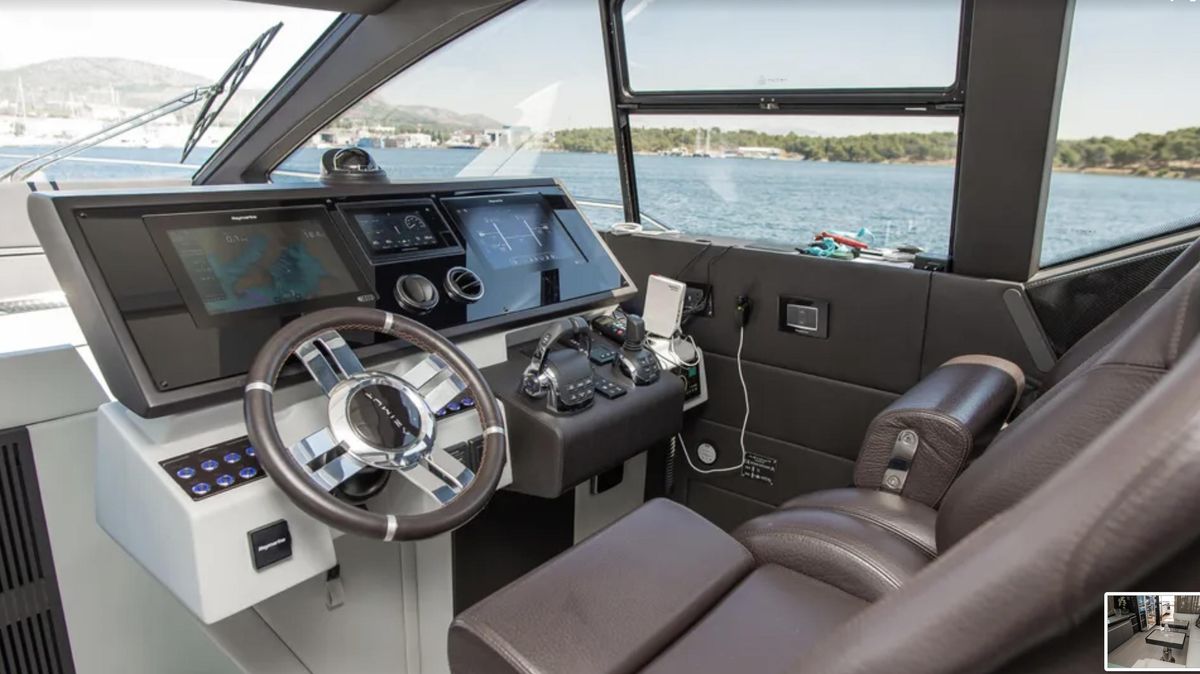 2018 Azimut 70 