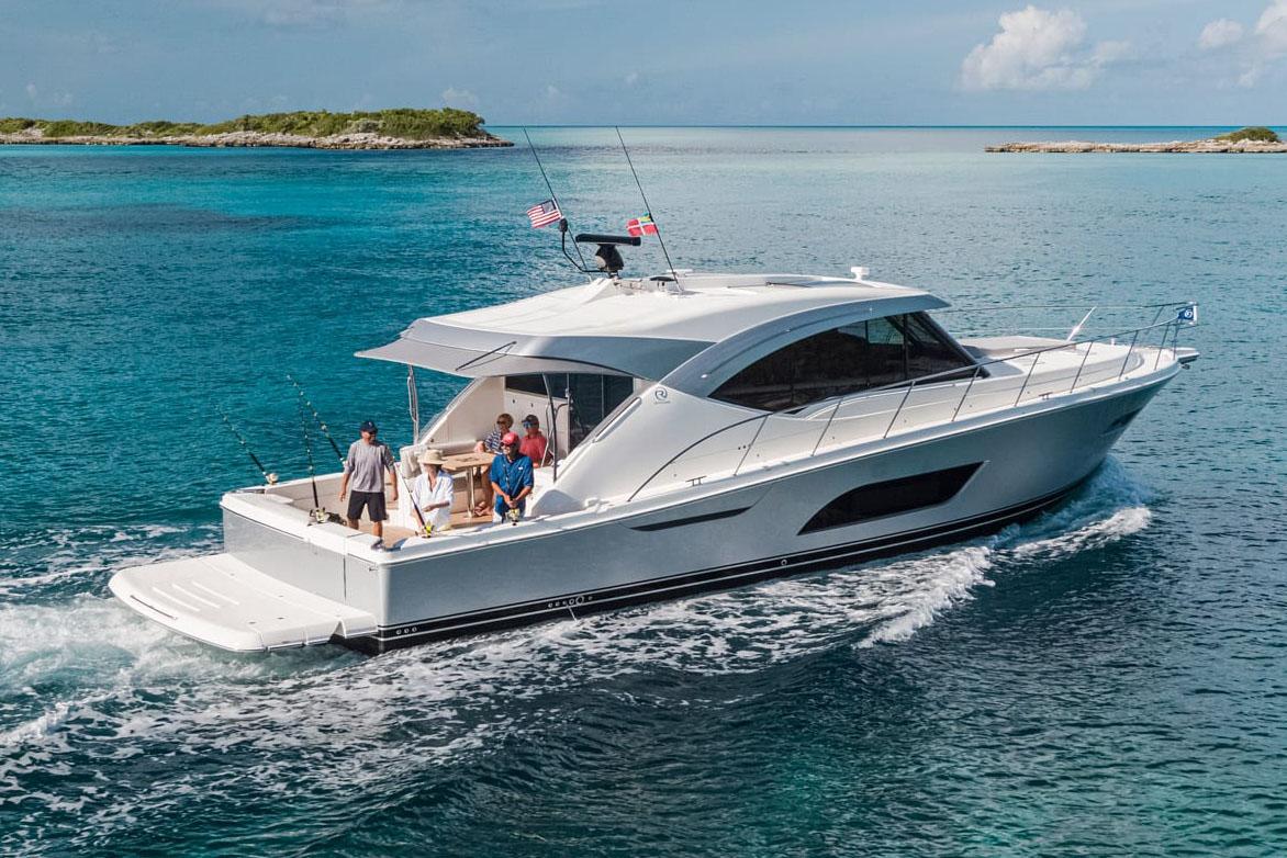 2022 Riviera 575 SUV Motor Yacht for sale - YachtWorld