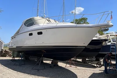 Tiara Yachts 3900 Sovran