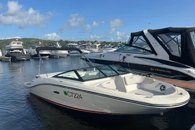 2022 Sea Ray SPX 190