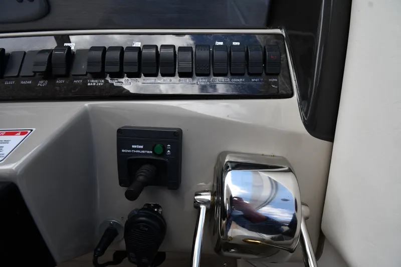 Seriously Yacht Photos Pics Control panel of 2005 Sea Ray 390 Motor Yacht with switches and bow thruster.