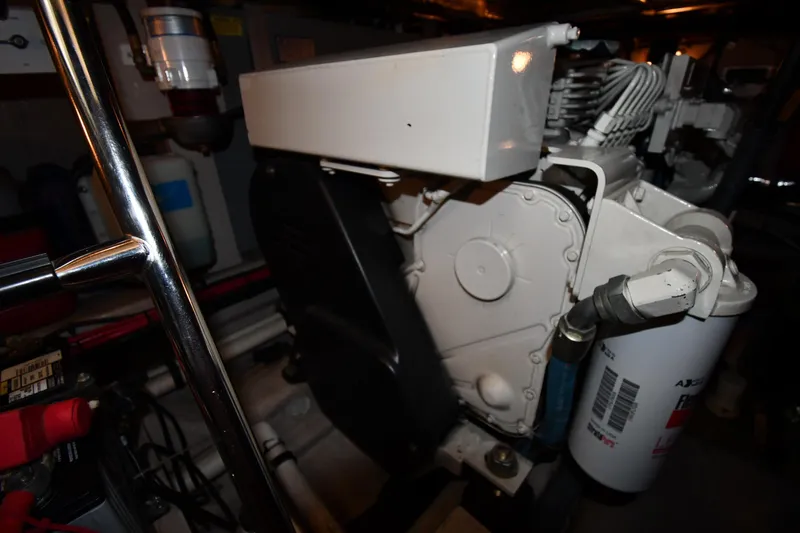 Seriously Yacht Photos Pics Engine room of 2005 Sea Ray 390 Motor Yacht, showcasing mechanical components.