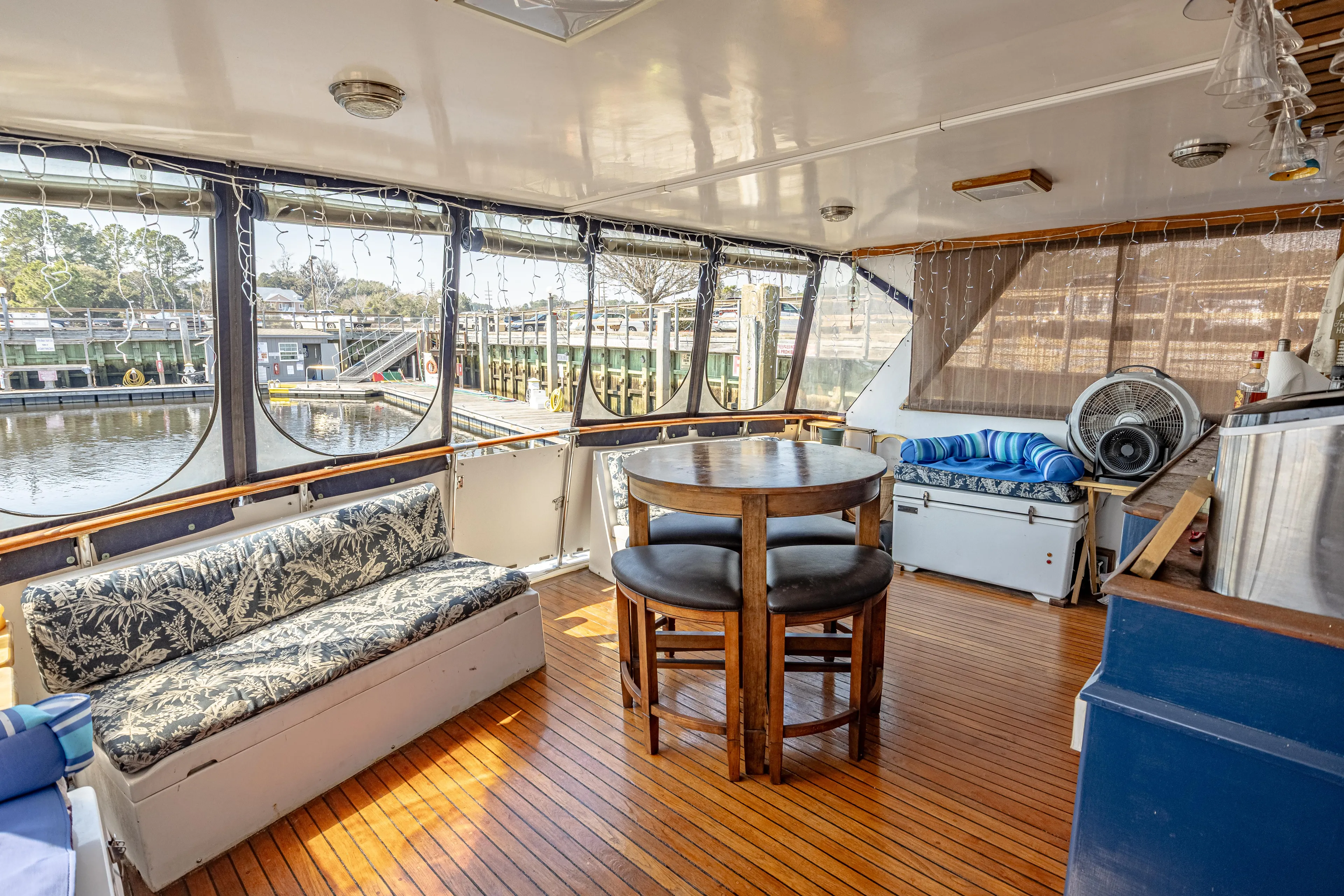 Miss Gigi Yacht Photos Pics 