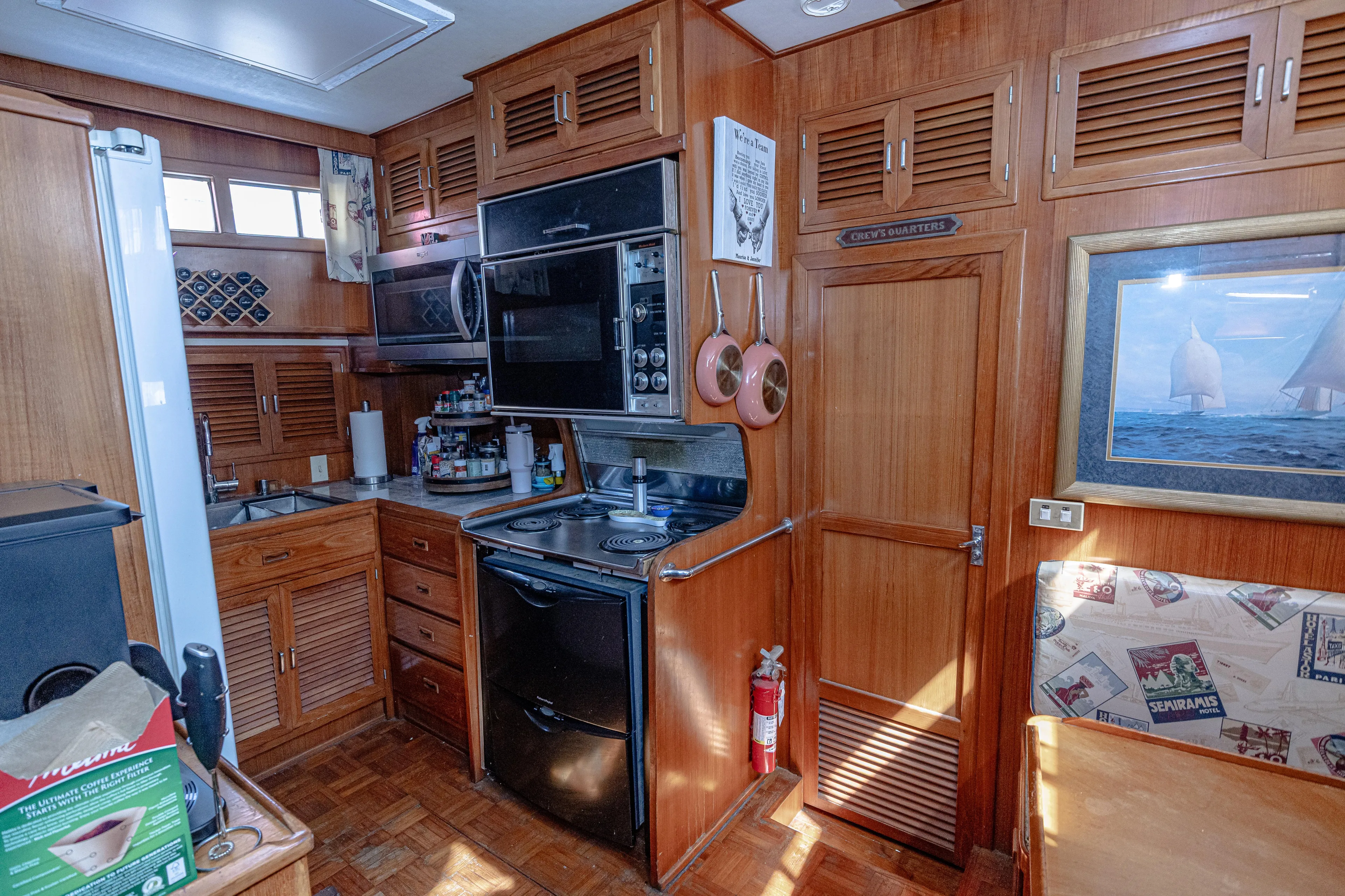 Miss Gigi Yacht Photos Pics 