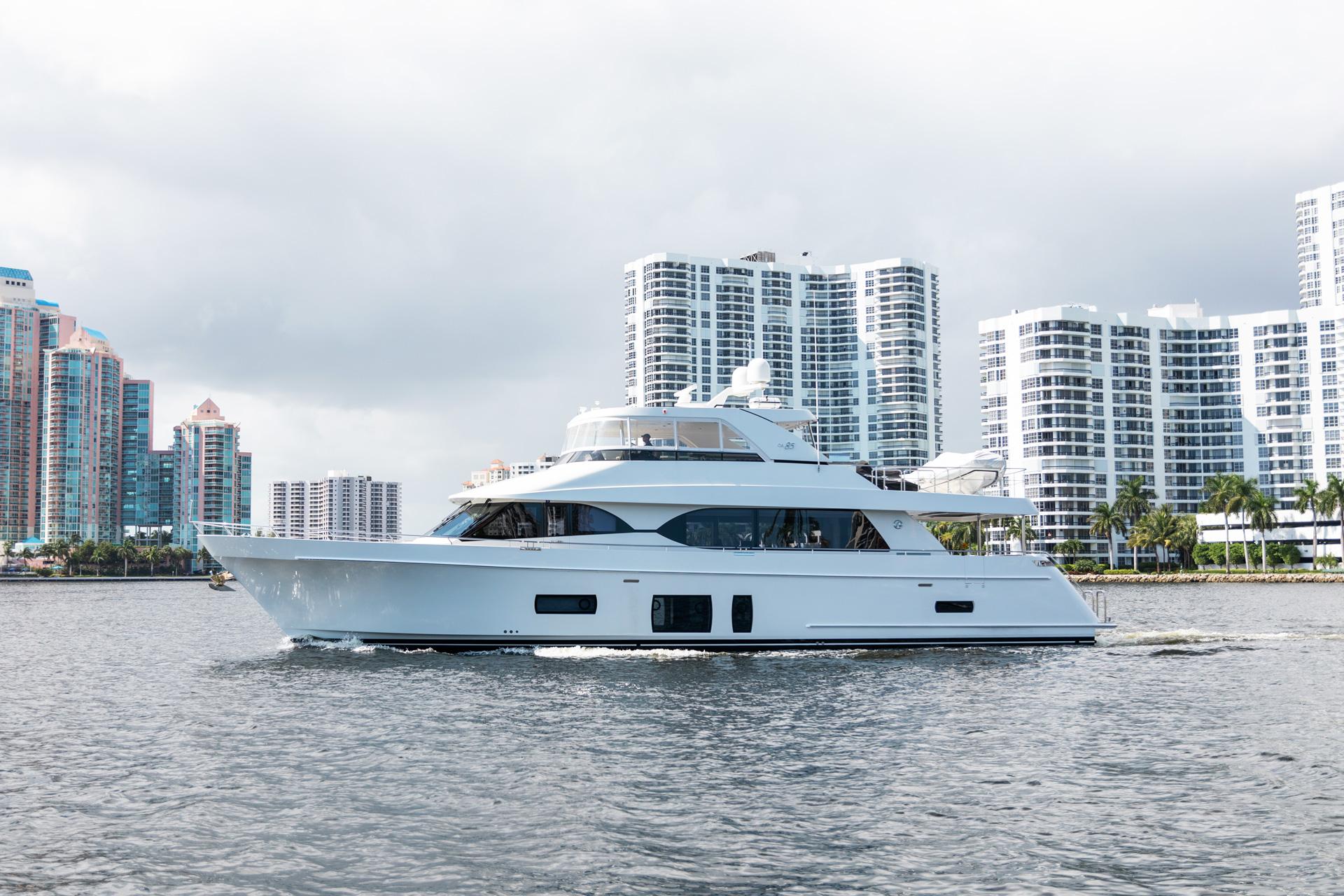 Ocean Rose Flybridge Ocean Alexander for sale - YachtWorld