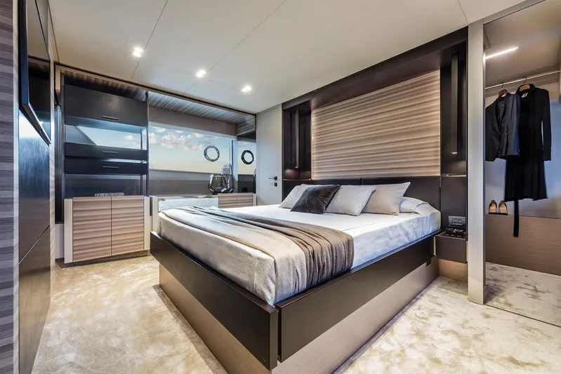  Yacht Photos Pics Manufacturer Provided Image: Manufacturer Provided Image