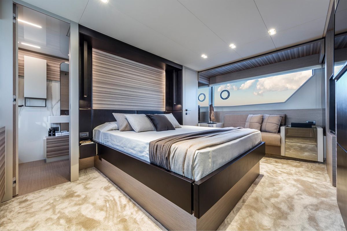 2024 Ferretti Yachts 66 