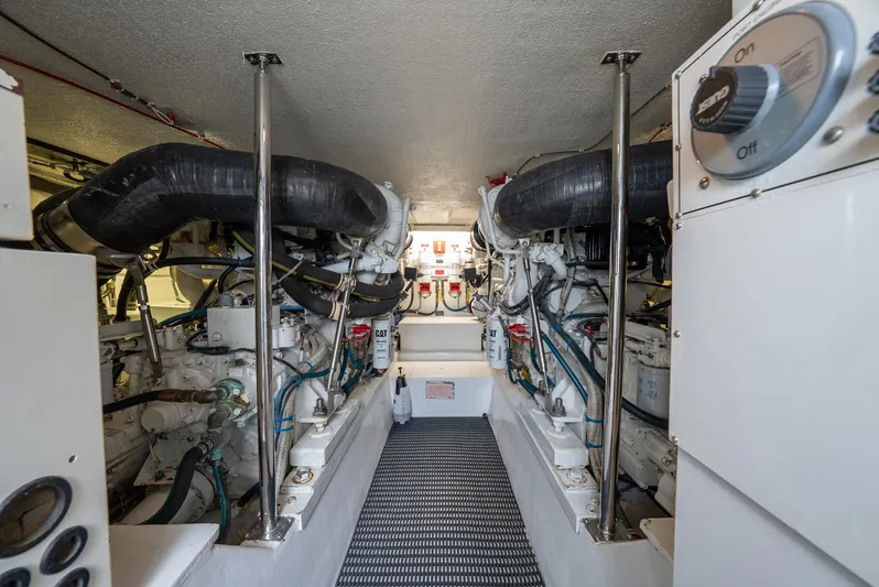 Fortitude Yacht Photos Pics 