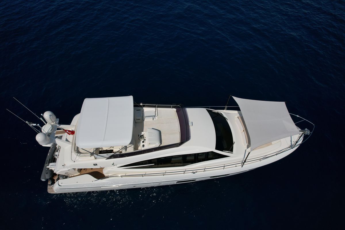 2013 Ferretti Yachts 60 