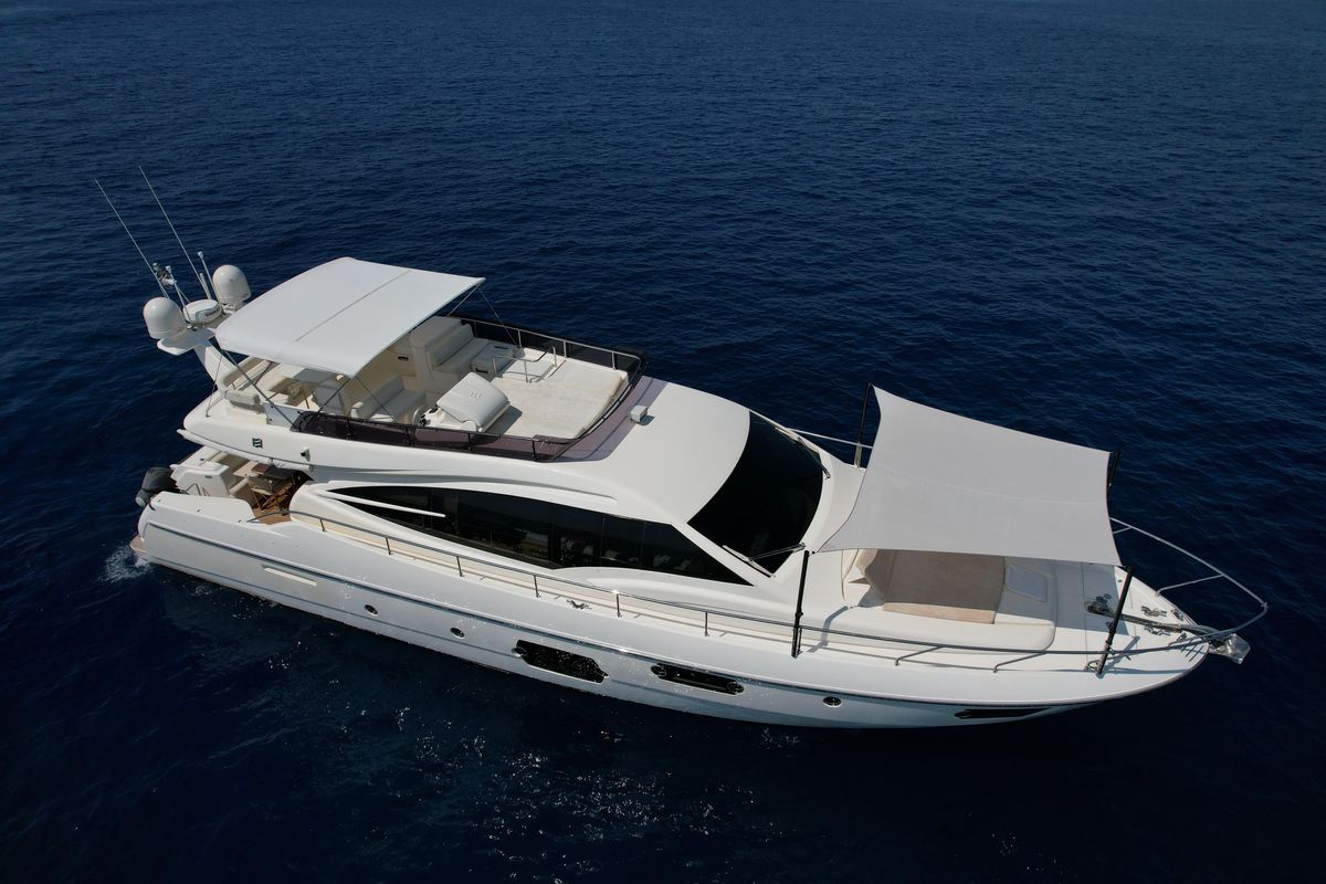 2013 Ferretti Yachts 60 