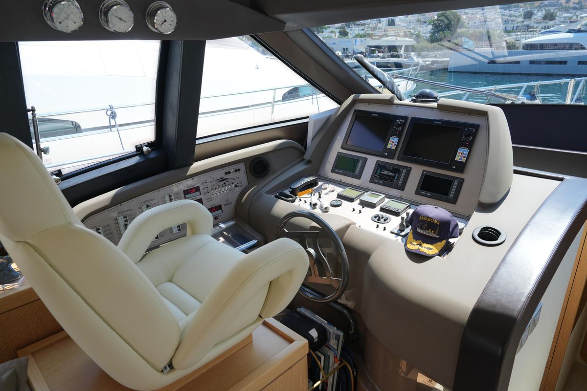 2013 Ferretti Yachts 60 