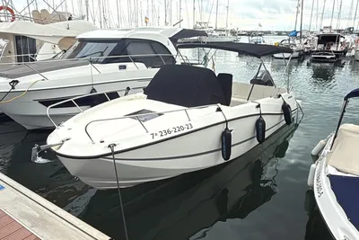 2023 Quicksilver Activ 755 Sundeck