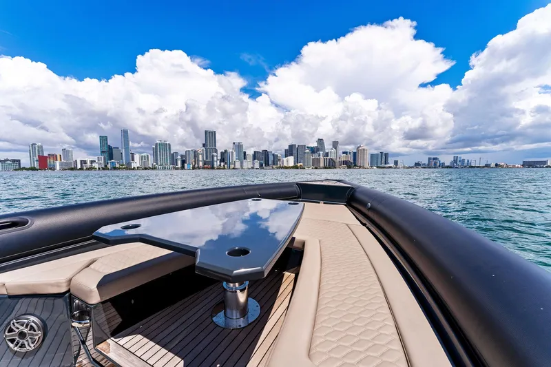  Yacht Photos Pics Bow