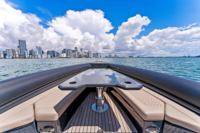  Yacht Photos Pics Bow