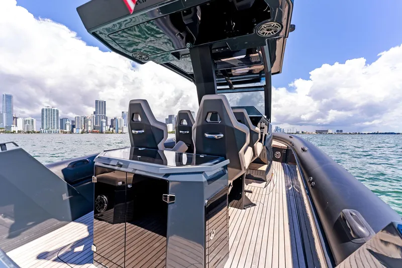  Yacht Photos Pics Stern