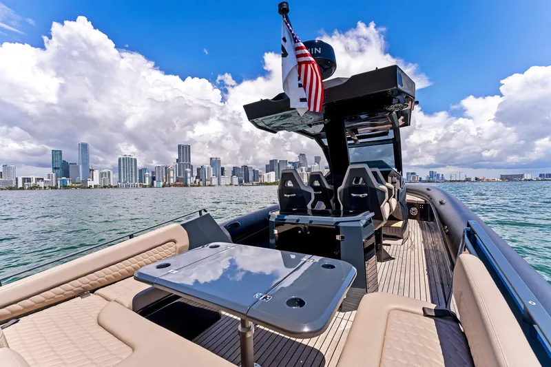  Yacht Photos Pics Stern