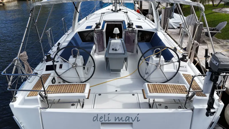 Deli Mavi Yacht Photos Pics 