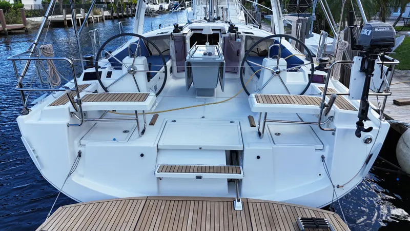 Deli Mavi Yacht Photos Pics 