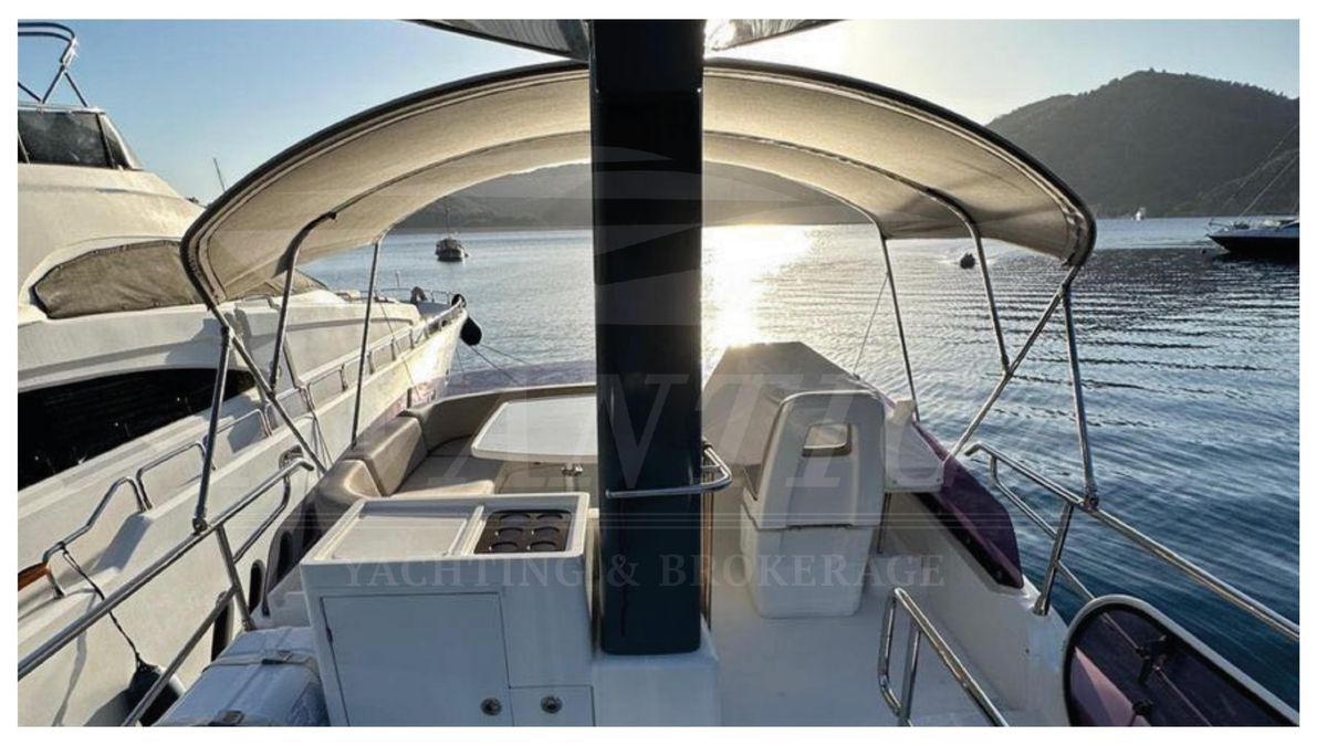 2014 Azimut 42 