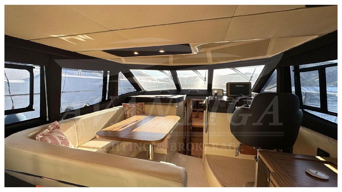 2014 Azimut 42 