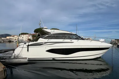 2019 Princess V50