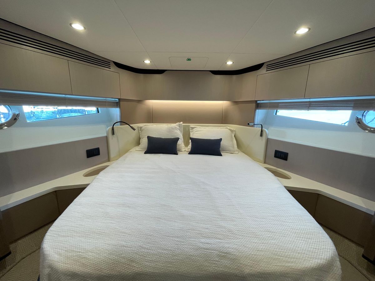 2023 Azimut 61 