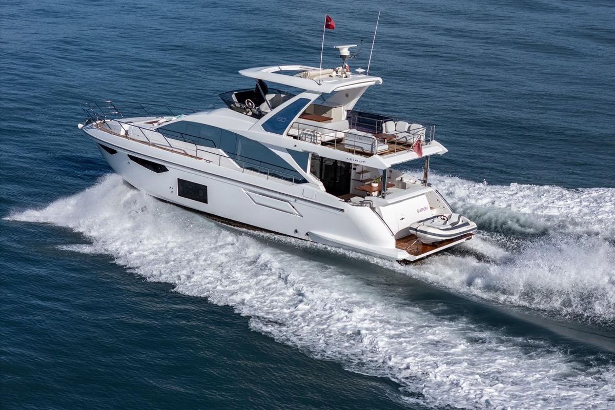 2023 Azimut 61 