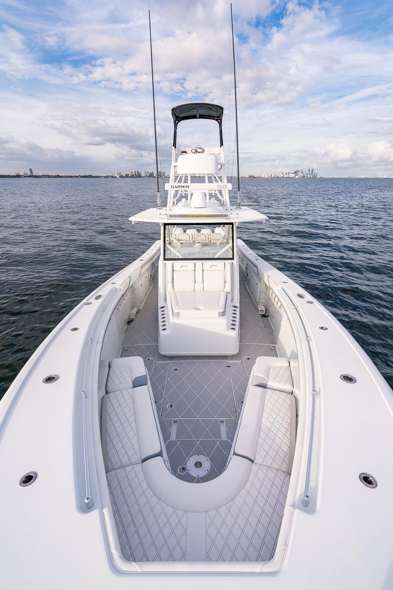 2022 Yellowfin 42 