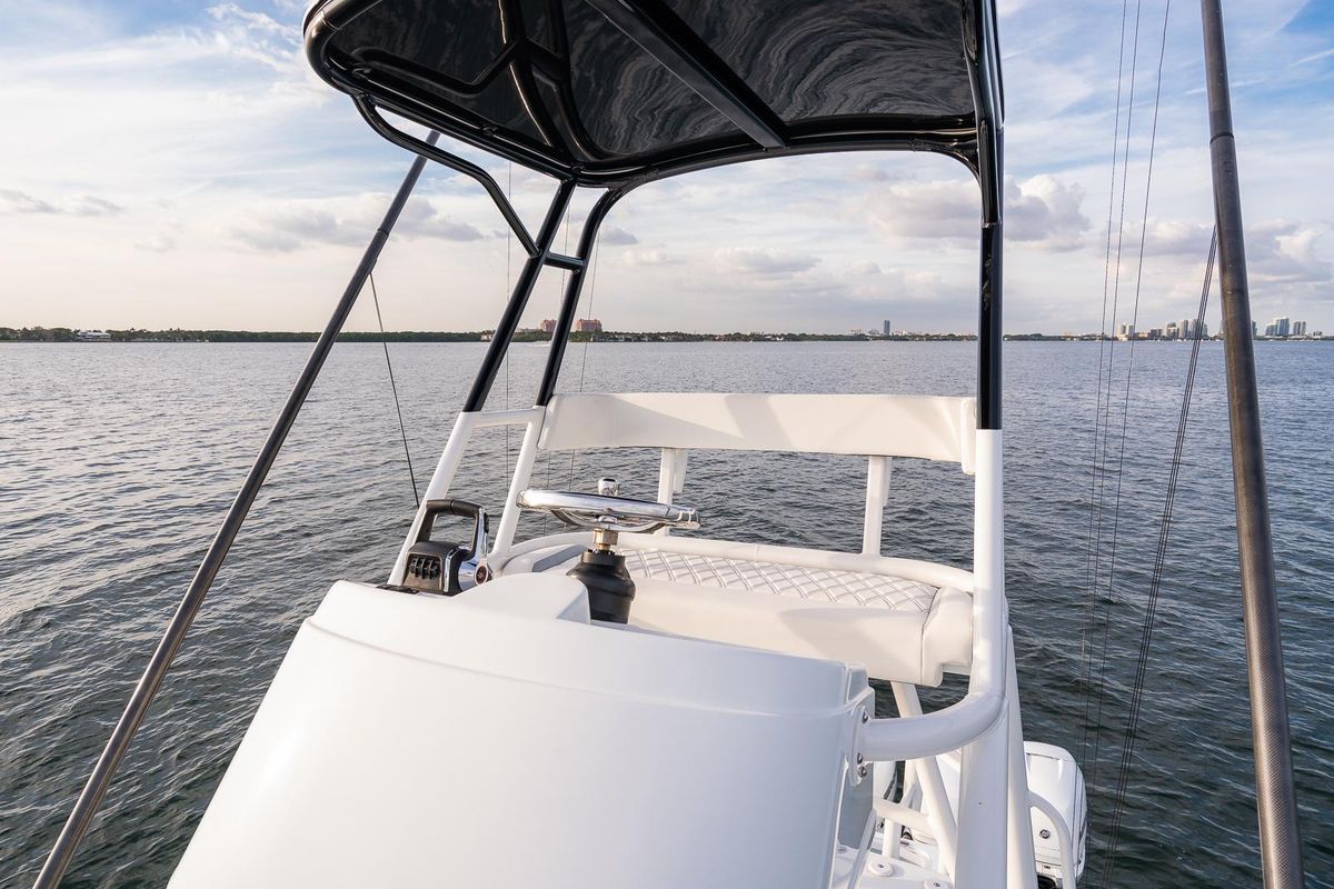 2022 Yellowfin 42 