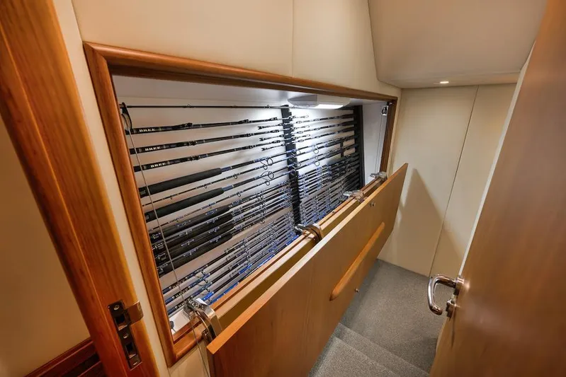 Bree Yacht Photos Pics 