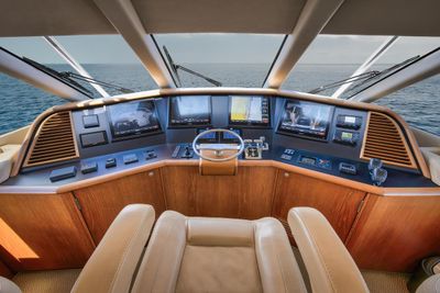 Yacht