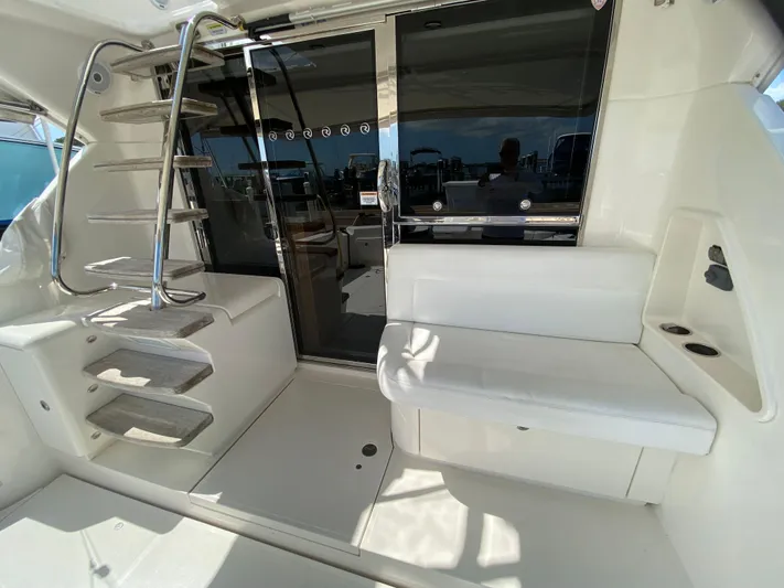  Yacht Photos Pics 2016 Riviera 43 Fly - Image 2