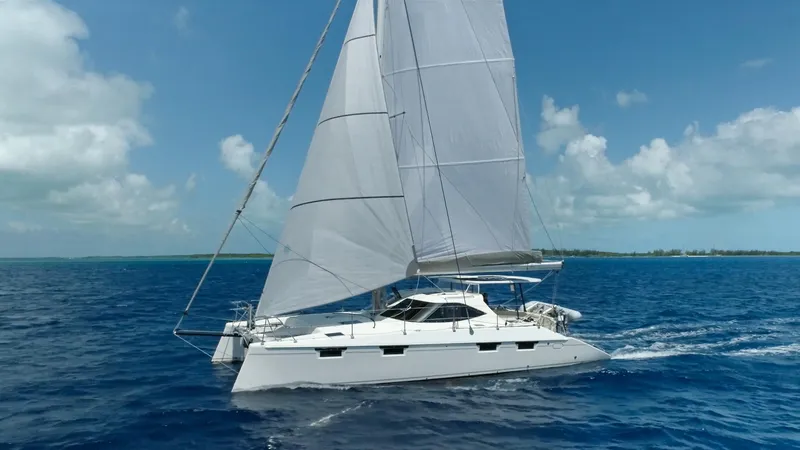 Tao 452 Yacht Photos Pics 