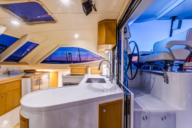 Tao 452 Yacht Photos Pics 