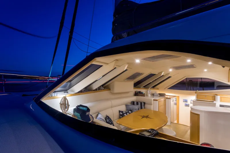 Tao 452 Yacht Photos Pics 