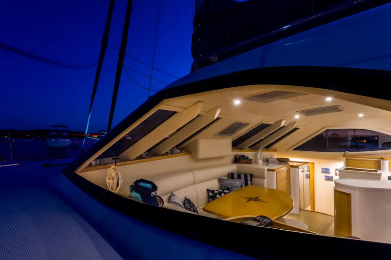 Tao 452 Yacht Photos Pics 